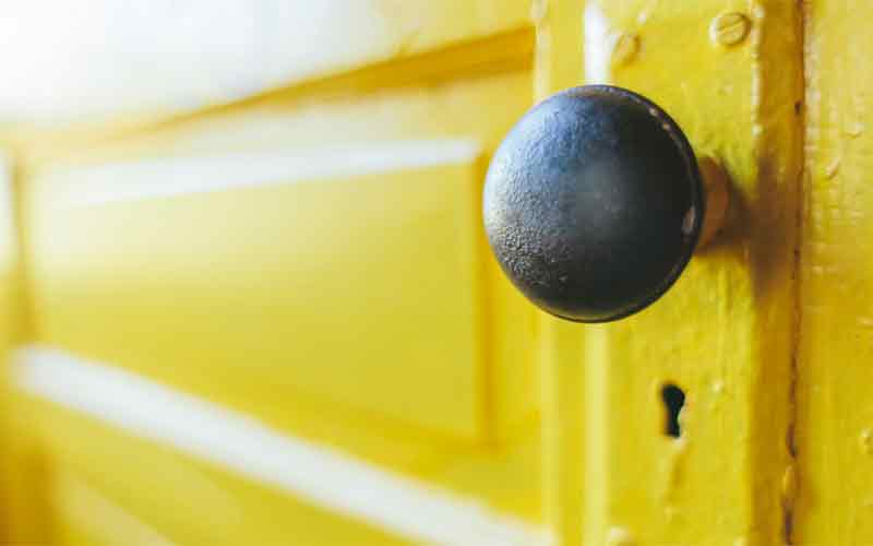 مهمترین کارها در بدو ورود به خانه جدید 