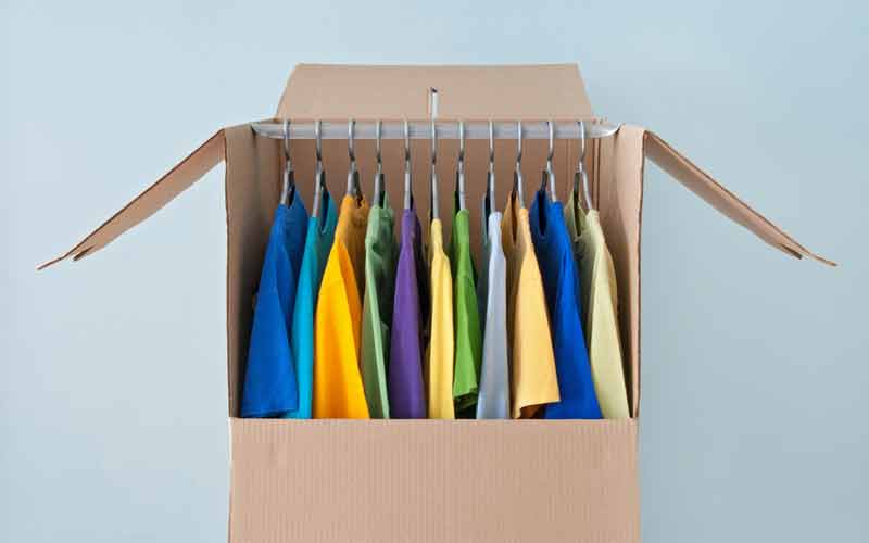 بسته بندی لباس برای اسباب کشی